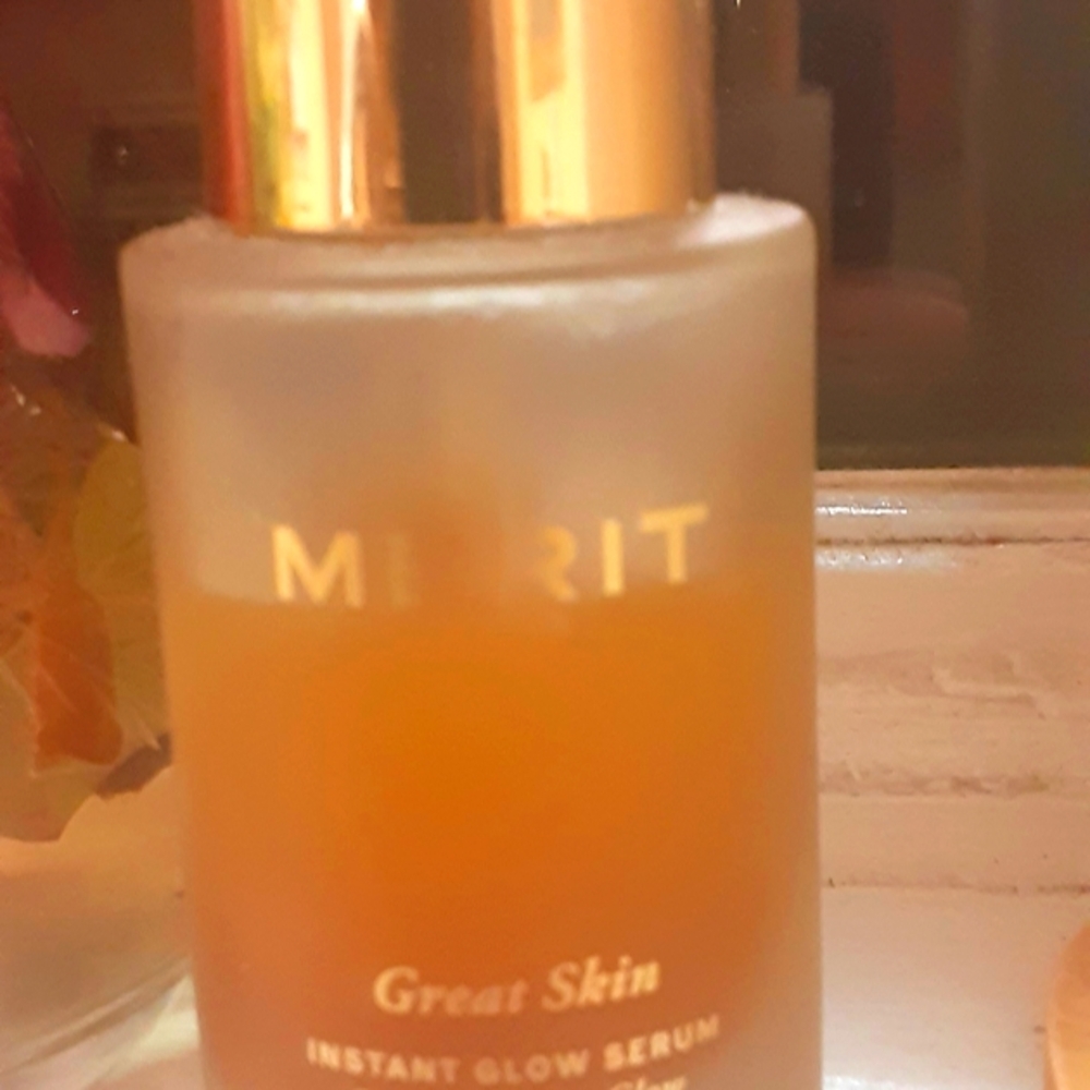 Merit Great Skin Glow Instant Serum $37. Moisture and Dewy Glow